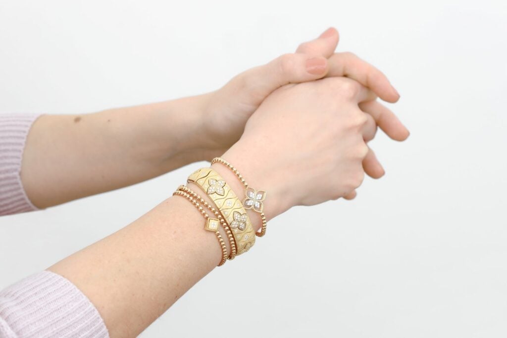 elegant-yellow-gold-bracelet-stack