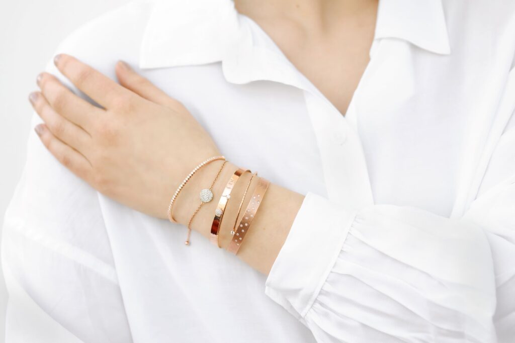 rose-gold-bracelet-stack